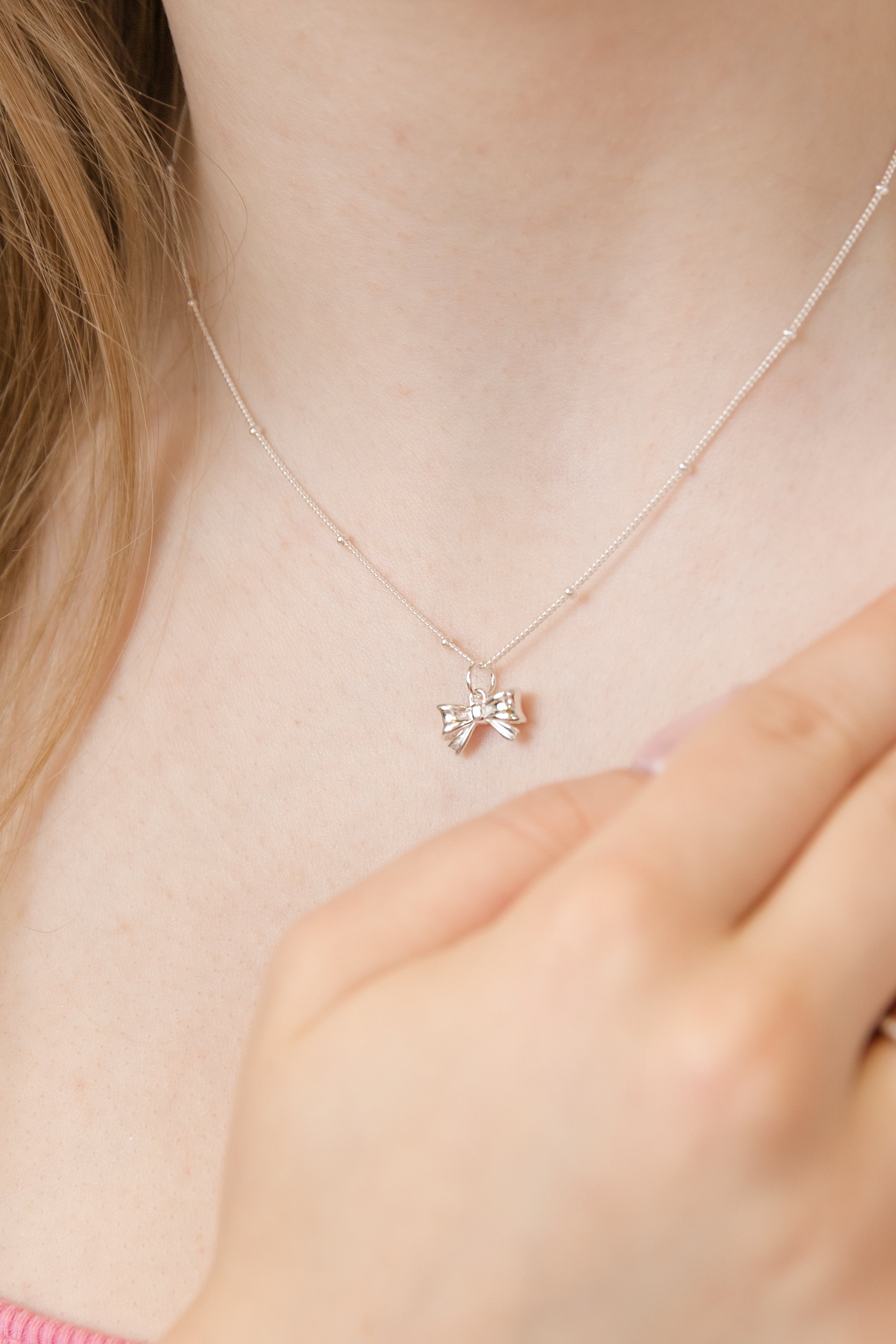 Dainty Bow Tie Bowknot Necklace