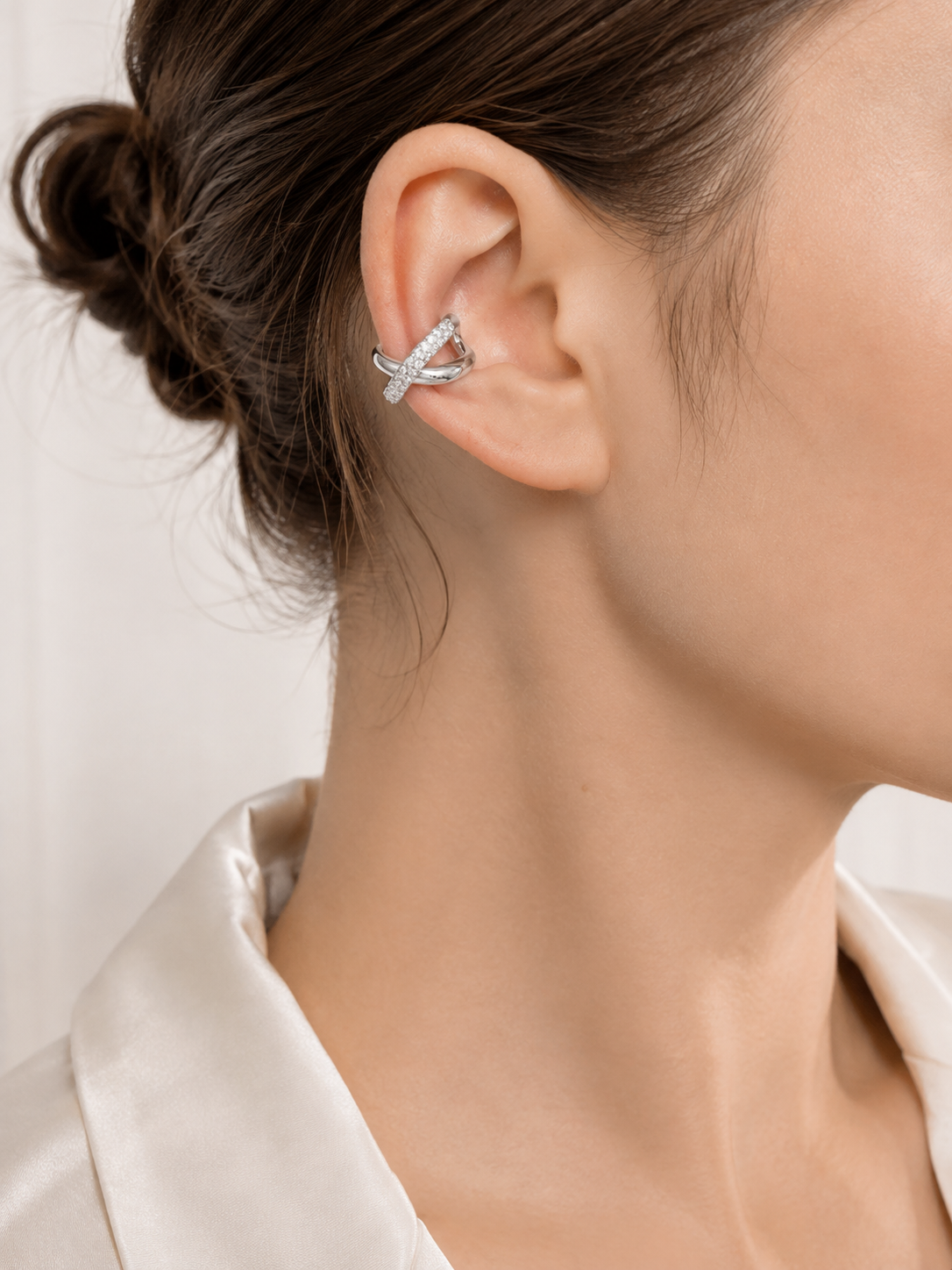 S925 Sterling Silver Cross Winding Ear Cuff