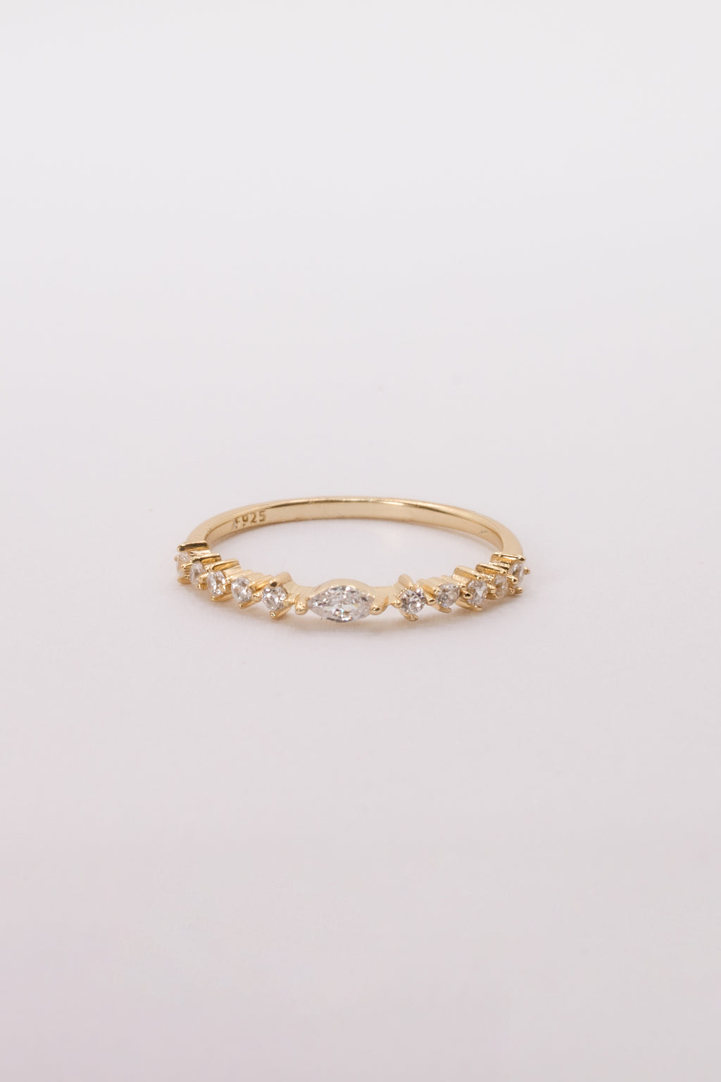 Minimalist Gold-Plated Oval-Cut Stone Ring
